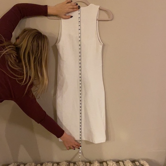Zara NWT white sleeveless body con dress. - Picture 2 of 5